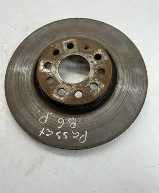 Volkswagen PASSAT B6 Front brake disc