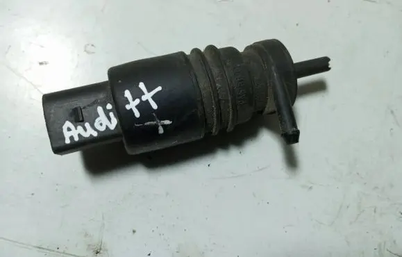 Audi TT Mk1 Windscreen/windshield washer pump