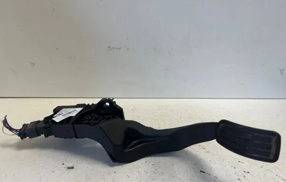 Opel Mokka B Accelerator throttle pedal 9837892380 6PV01432423
