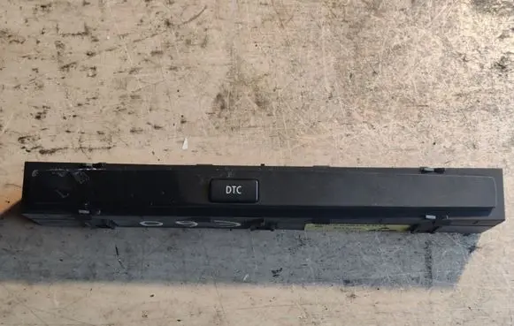 BMW 5 E60 E61 DTC switch 6948128