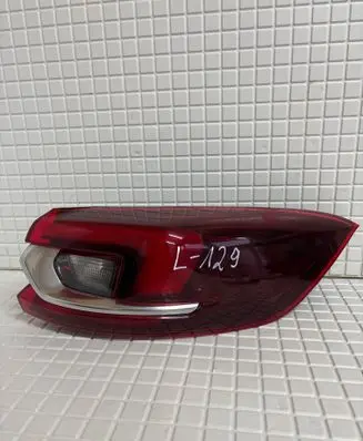Opel Insignia B Rear/tail lights 39099113