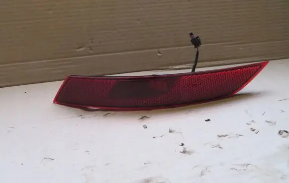 Polestar 2 Rear tail light reflector P31698096