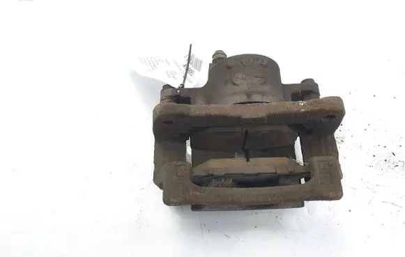 Toyota Prius (XW30) Front brake caliper