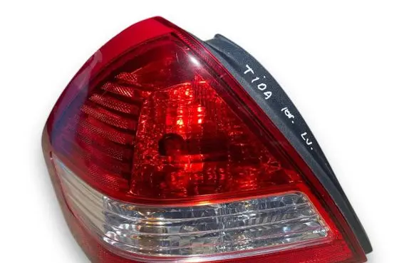 Nissan Tiida C11 Rear/tail lights 22504001 22504003