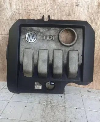 Volkswagen PASSAT B6 Engine cover (trim) 03G103925G 03G103925B