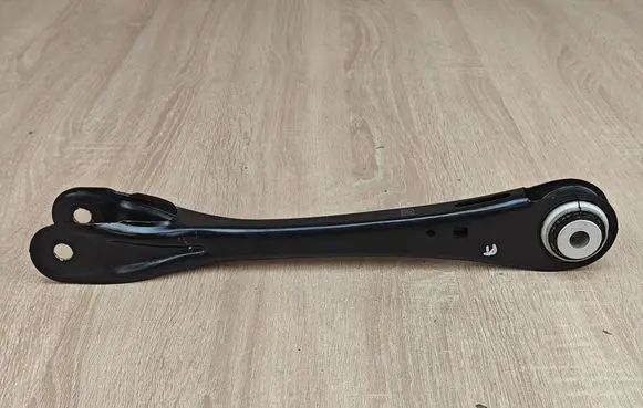 BMW 8 G16 Rear control arm 6893528