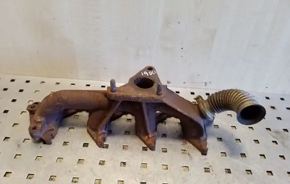 Renault Megane II Exhaust manifold