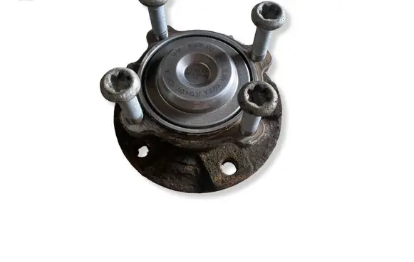 BMW 3 GT F34 Front wheel ball bearing 6876840