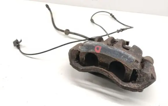 Mercedes-Benz Vito Viano W447 Front brake caliper