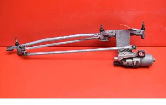Front wiper linkage and motor