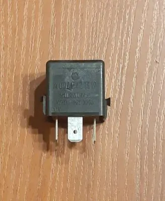 Mercedes-Benz A W168 Other relay 1336 A0025421319