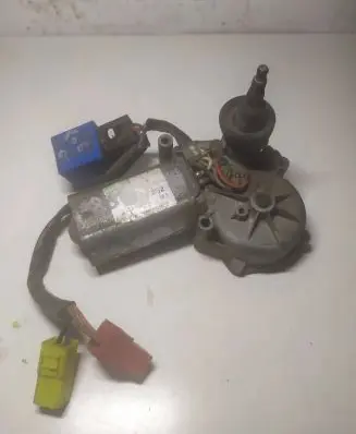 Peugeot 806 Rear window wiper motor 53006502