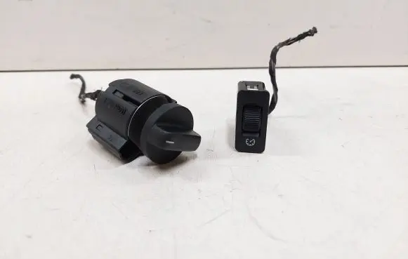 BMW 5 E39 Light switch 61318363683 8363683 61318360461