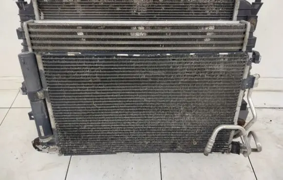 Jaguar XF Radiator set 