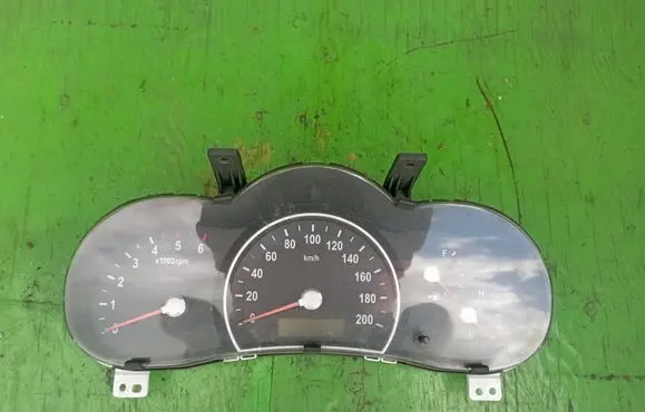 Speedometer (instrument cluster)