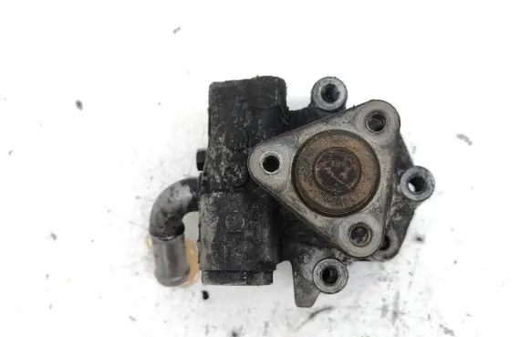 Audi Q7 4L Power steering pump 7L3422154