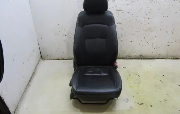 Suzuki SX4 S-Cross Front passenger seat KRIS235789