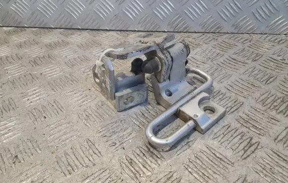 Volkswagen PASSAT CC Rear door upper hinge