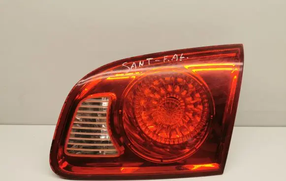 Hyundai Santa Fe Tailgate rear/tail lights 924062B0R
