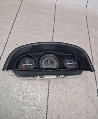 Mitsubishi Montero Speedometer (instrument cluster) Mr240251