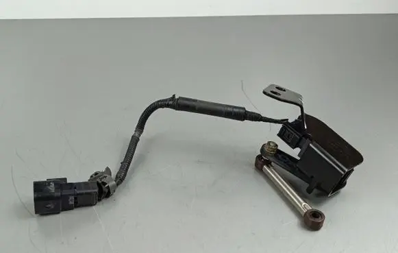 KIA Stinger Rear air suspension level height sensor 92195F5000