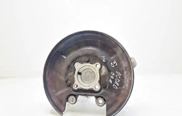Rear wheel hub spindle/knuckle