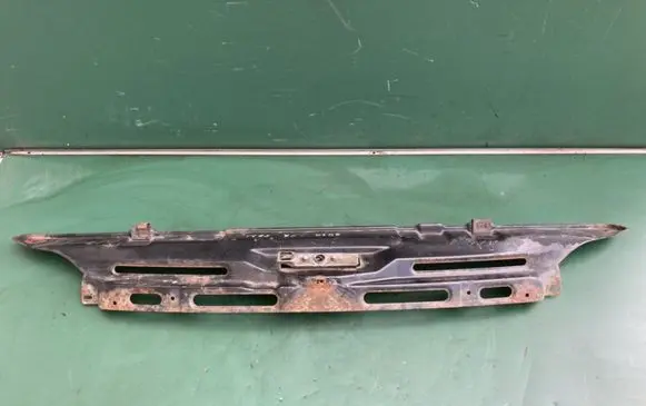 Mercedes-Benz Sprinter W901 W902 W903 W904 Top upper radiator support slam panel 6707500084