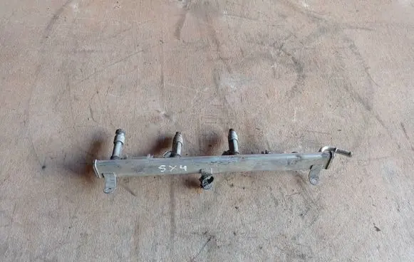 Suzuki SX4 Fuel distributor 72200