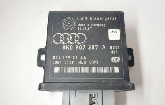 Audi A5 8T 8F Light module LCM 8K0907357A 00837923AA