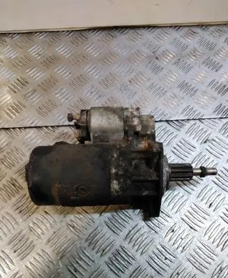 Volkswagen Transporter - Caravelle T4 Starter motor 02B911023A 0001218116