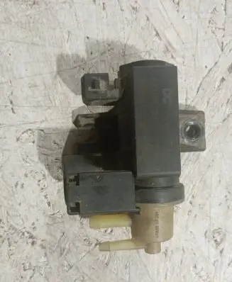 Nissan Qashqai Turbo solenoid valve 8200790180