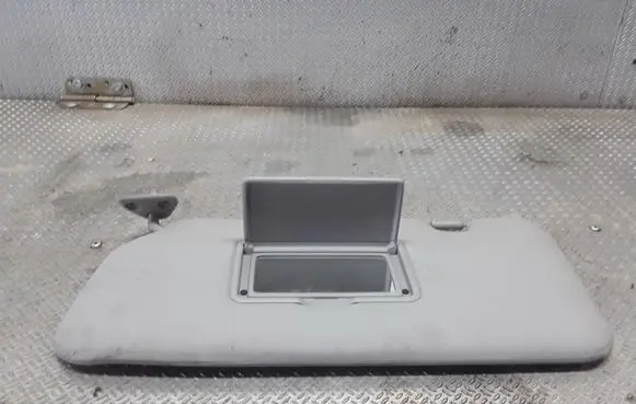 Nissan X-Trail T30 Sun visor 964222W105