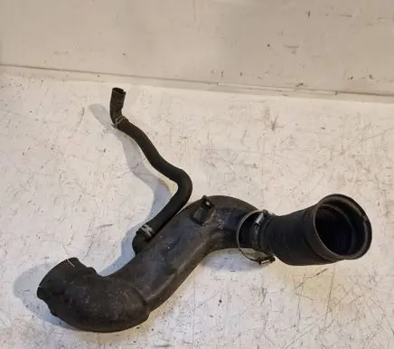 Opel Zafira B Intercooler hose/pipe 55561910 327763969