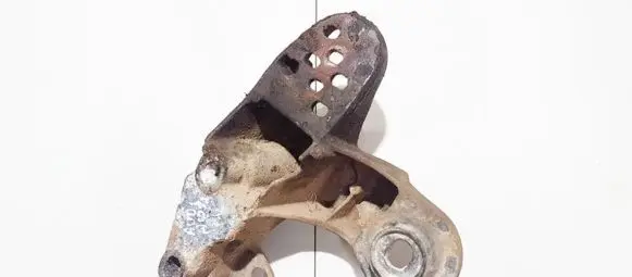 Audi A4 S4 B5 8D Engine mounting bracket