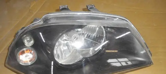 Seat Ibiza III (6L) Headlight/headlamp 6L1941752M
