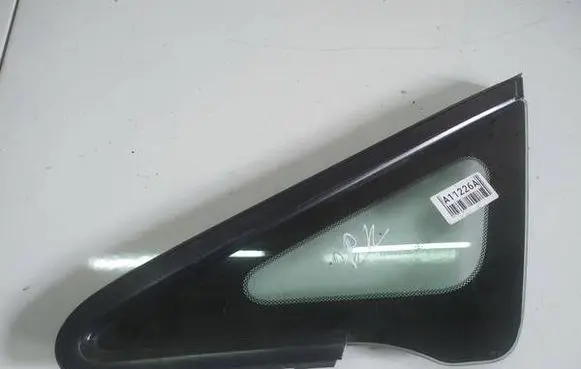 Honda Civic Front triangle window/glass AS2