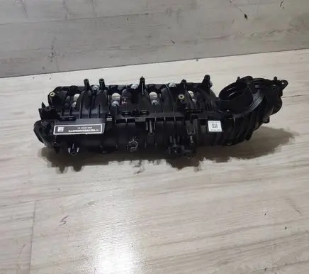 Jaguar F-Pace Intake manifold G4D39424AC 13102017C03075