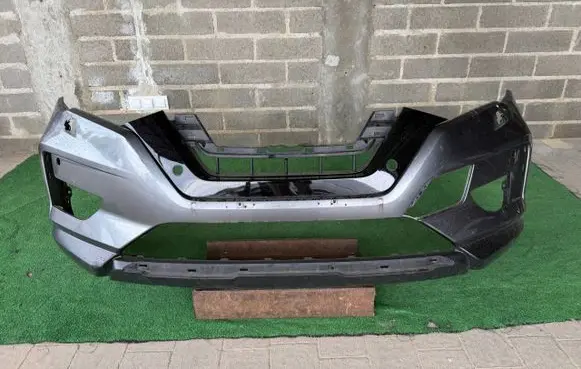 Nissan X-Trail T32 Front bumper