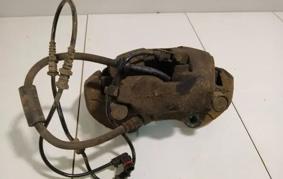 Mercedes-Benz ML W164 Front brake caliper