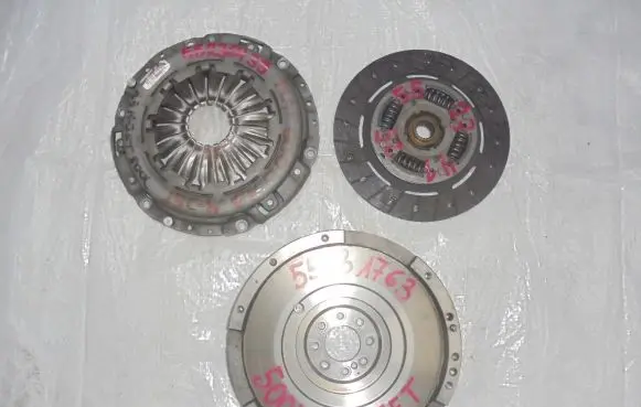 Fiat 500L Clutch set kit 55231763