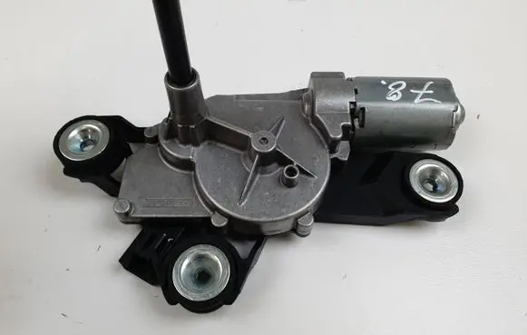 Ford Focus Rear window wiper motor 0390201259 F1FB17K441AA