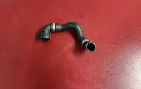 BMW X3 G01 Engine coolant pipe/hose 8611277