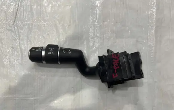 Jaguar E-Pace Indicator stalk