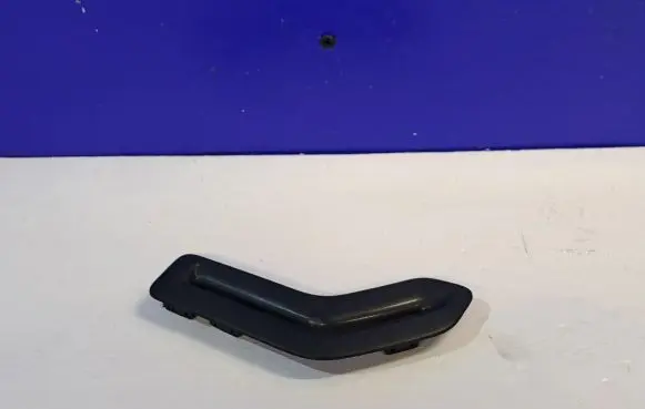 Volvo V50 Seat belt adjustment motor 8665744