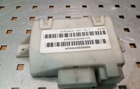 Chrysler Grand Voyager IV Door control unit/module P04686686AM