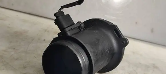 Audi A6 S6 C6 4F Mass air flow meter