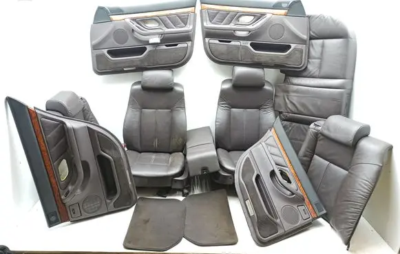 Seat set