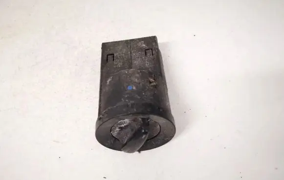 Volkswagen PASSAT B5 Light switch 1C0941531