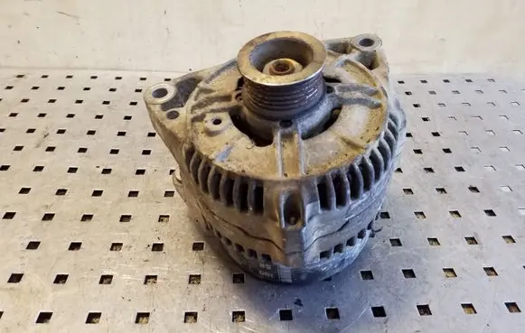 Opel Frontera B Generator/alternator 0123500008 90506202