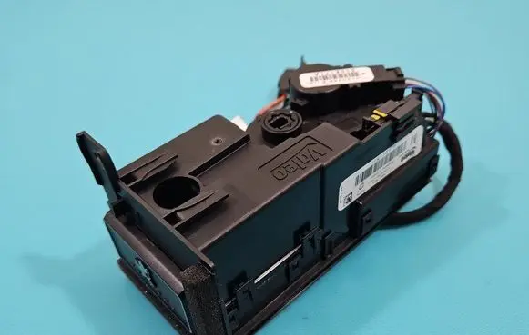 Peugeot 3008 II Central body control module 9815211577 IMPRK1497978
